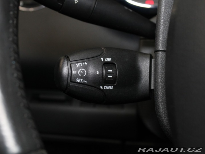 Peugeot 5008 1,6 i 88kW ČR Nové STK 2011
