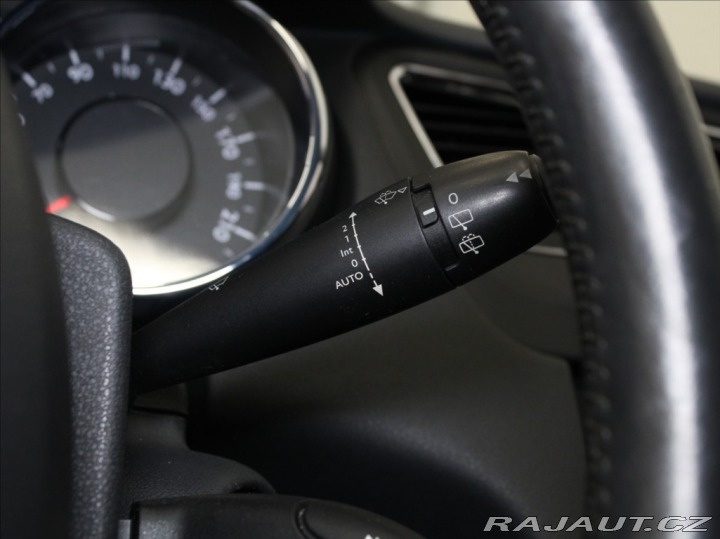 Peugeot 5008 1,6 i 88kW ČR Nové STK 2011