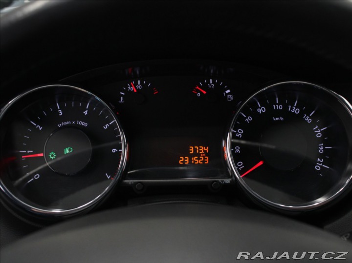 Peugeot 5008 1,6 i 88kW ČR Nové STK 2011
