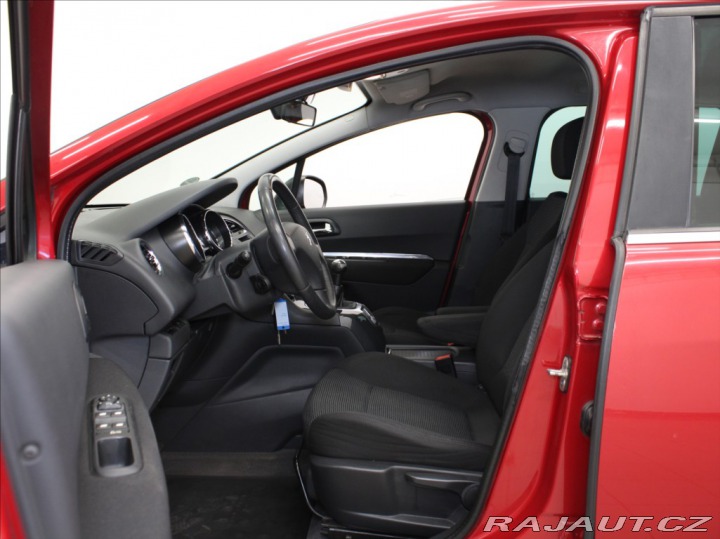 Peugeot 5008 1,6 i 88kW ČR Nové STK 2011