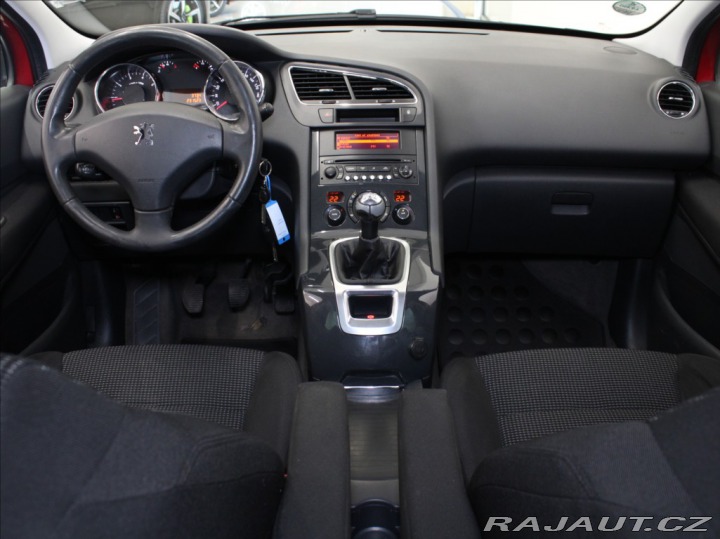 Peugeot 5008 1,6 i 88kW ČR Nové STK 2011