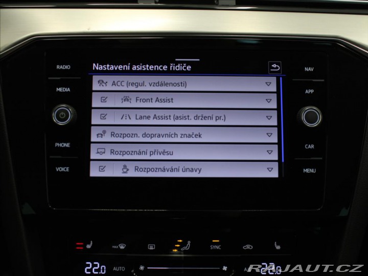 Volkswagen Passat 2,0 TDi DSG Elegance 53tk 2023
