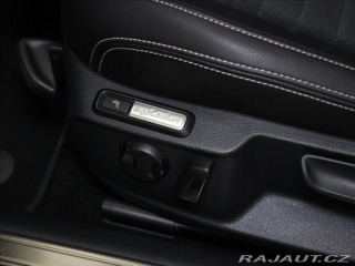 Volkswagen Passat 2,0 TDi DSG Elegance 53tk 2023