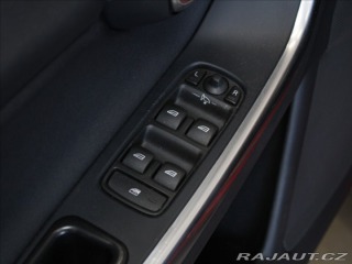 Volvo V60 2,4 D4 AT AWD R-Desing ČR 2012