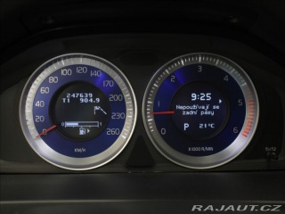 Volvo V60 2,4 D4 AT AWD R-Desing ČR 2012