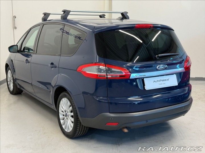 Ford S-MAX 1,6 EcoBoost 118kw TITANI 2014