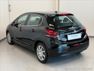 Peugeot 208 1,2 i AT servisní kniha 2016
