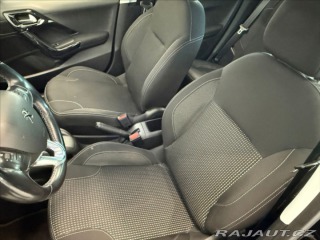 Peugeot 208 1,2 i AT servisní kniha 2016
