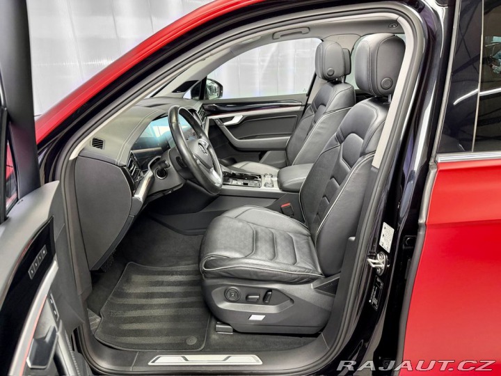 Volkswagen Touareg 3.0 TDI 4MOTION R-LINE, M 2018