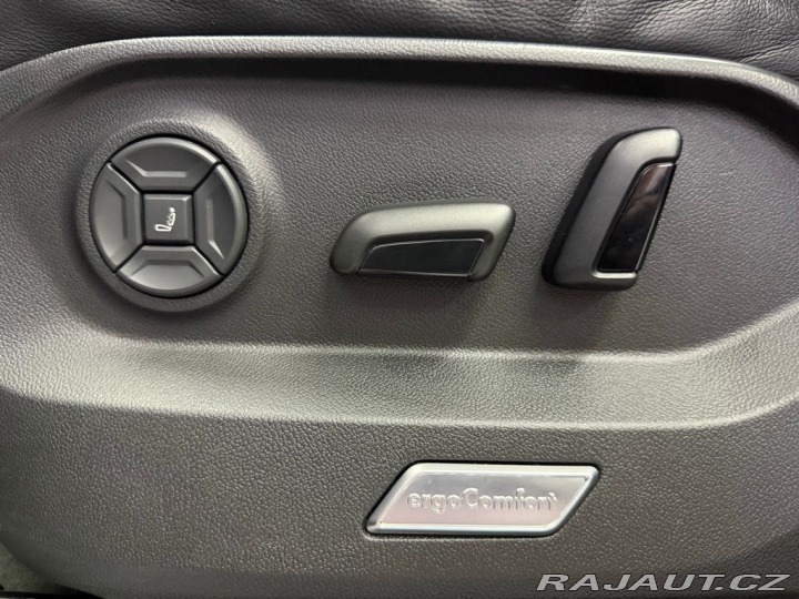 Volkswagen Touareg 3.0 TDI 4MOTION R-LINE, M 2018