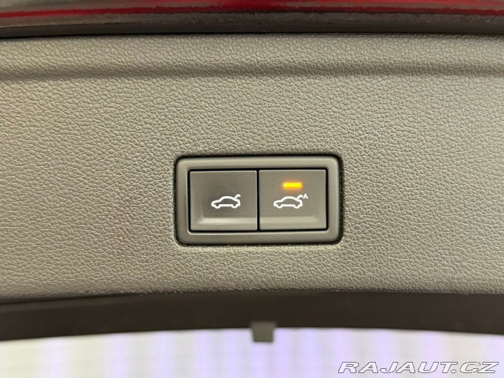 Volkswagen Touareg 3.0 TDI 4MOTION R-LINE, M 2018
