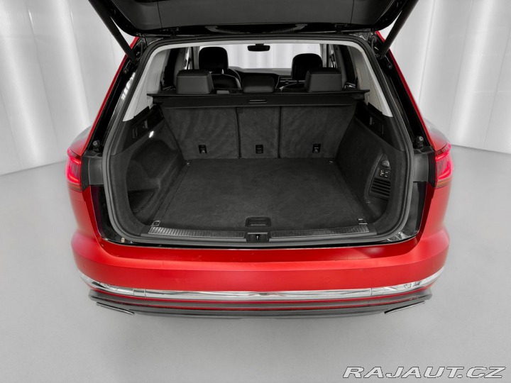 Volkswagen Touareg 3.0 TDI 4MOTION R-LINE, M 2018