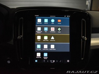 Volvo XC40 2,0 B3 Plus Dark Bezklíč 2023