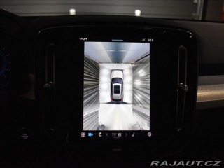 Volvo XC40 2,0 B3 Plus Dark Bezklíč 2023