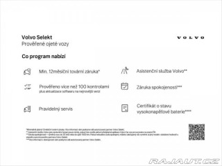 Volvo XC40 2,0 B3 Plus Dark Bezklíč 2023