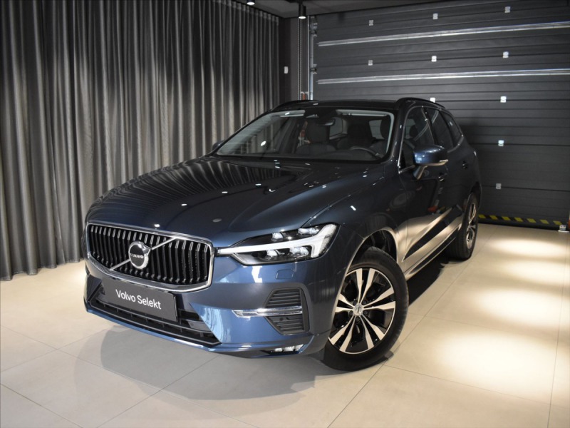 Volvo XC60 2,0 B4 AWD Momentum Bezkl
