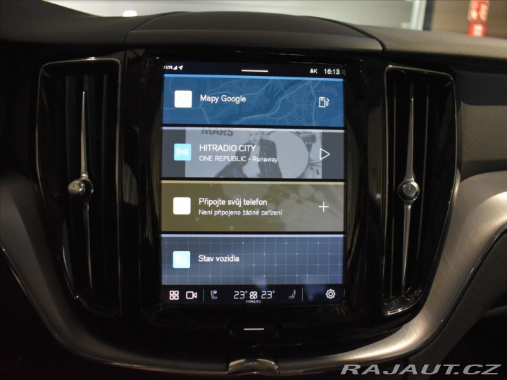 Volvo XC60 2,0 B4 AWD Momentum Bezkl 2021