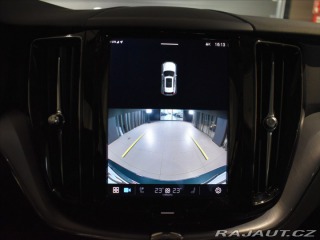 Volvo XC60 2,0 B4 AWD Momentum Bezkl 2021