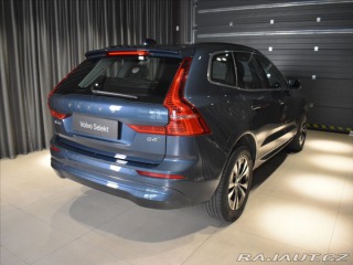 Volvo XC60 2,0 B4 AWD Momentum Bezkl 2021