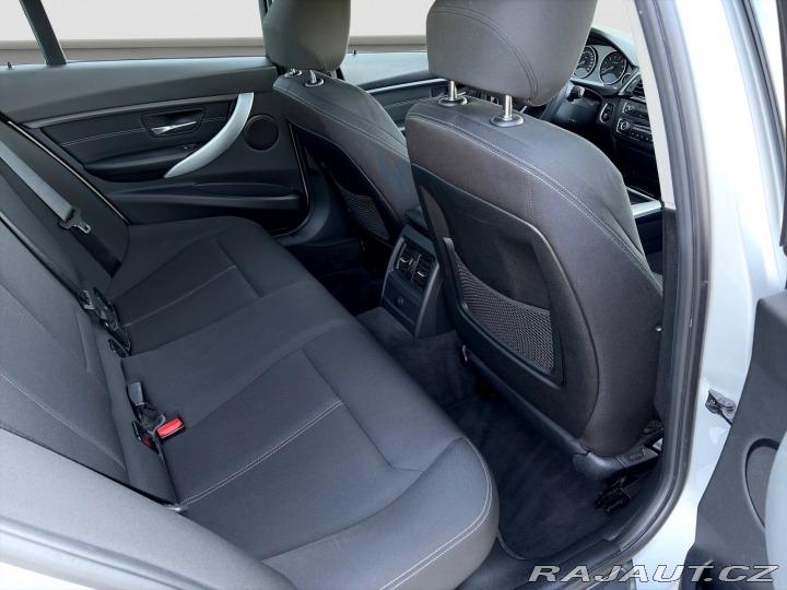 BMW 3 335i Sedan 2013