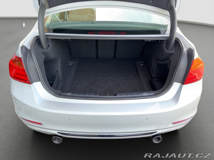BMW 3 335i Sedan 2013