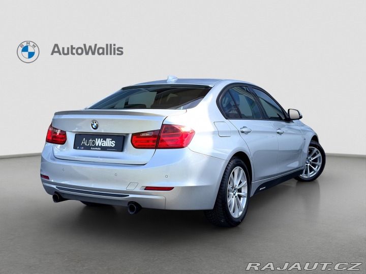BMW 3 335i Sedan 2013