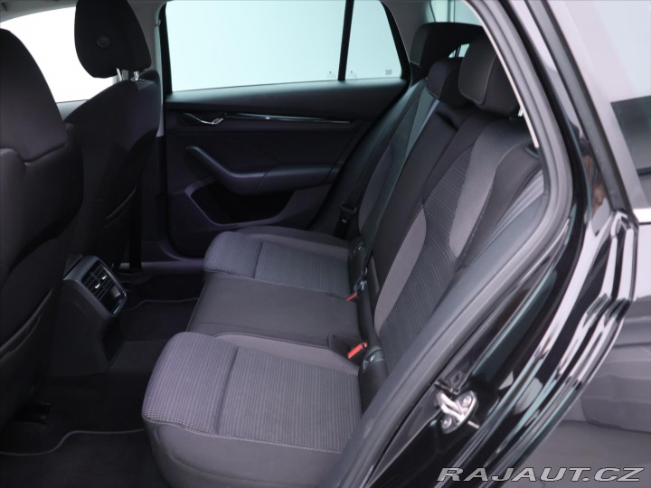 Škoda Octavia 1,0 TSI Business LED virt 2021