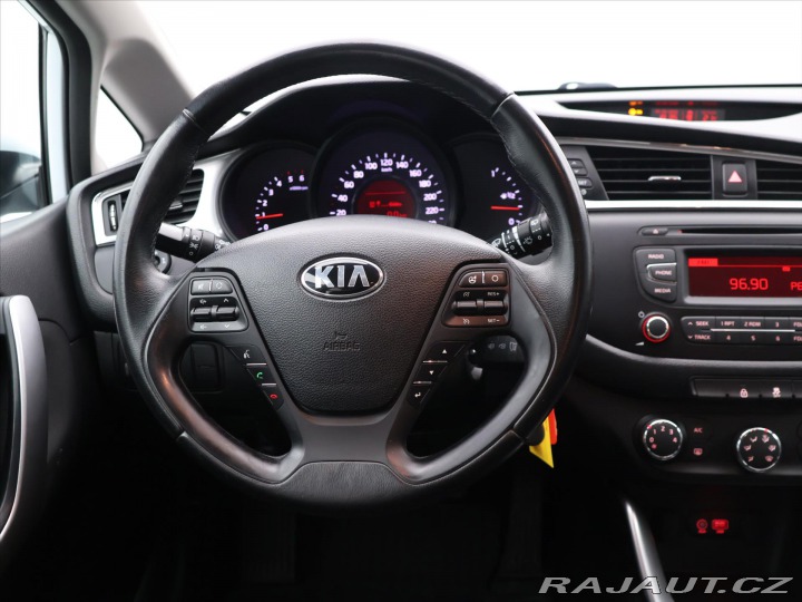 Kia Ceed 1,6 CRDi 100 kW Comfort C 2016