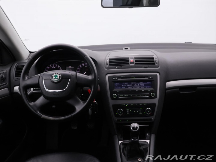 Škoda Octavia 1,6 TDI CZ Elegance+ Aut. 2011