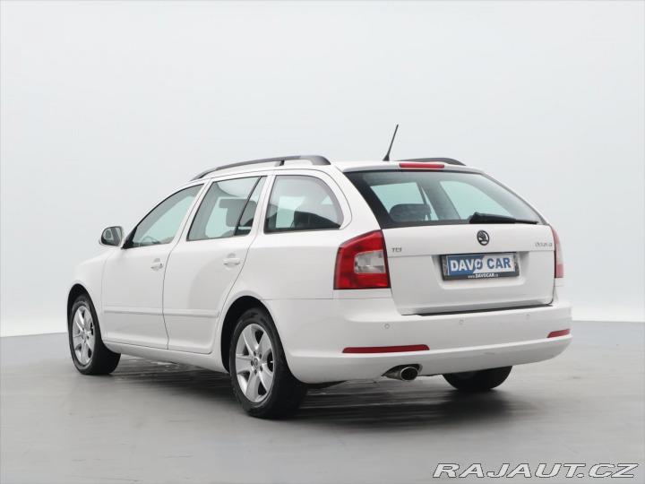 Škoda Octavia 1,6 TDI CZ Elegance+ Aut. 2011