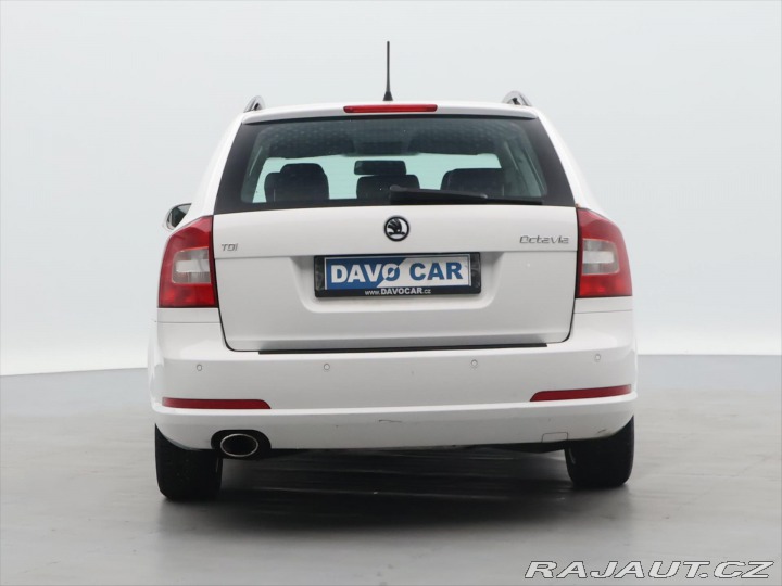 Škoda Octavia 1,6 TDI CZ Elegance+ Aut. 2011