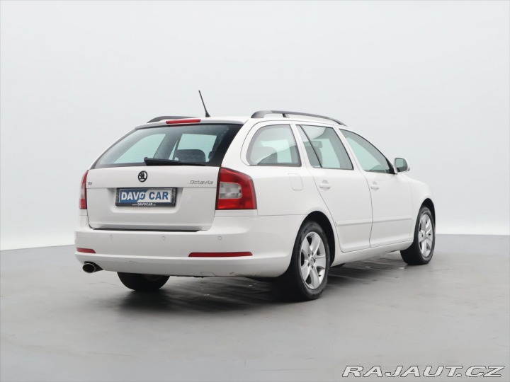 Škoda Octavia 1,6 TDI CZ Elegance+ Aut. 2011