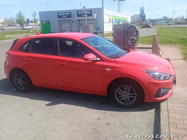 Hyundai i30 1,5   DPI, benzin, servis 2020