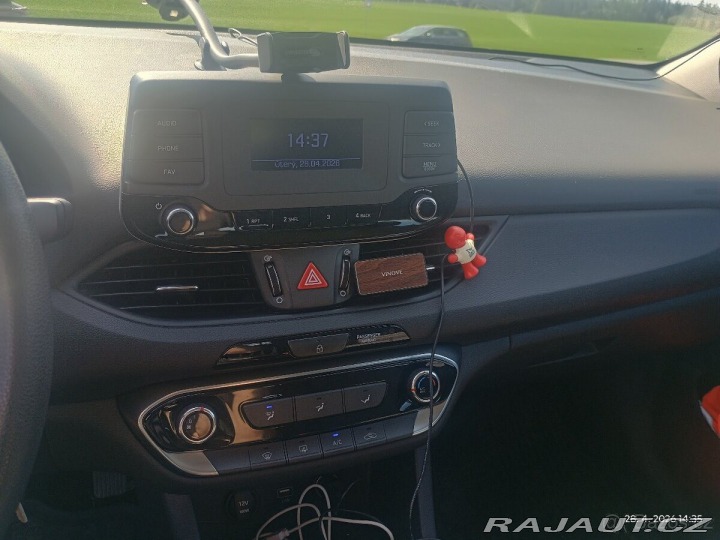 Hyundai i30 1,5   DPI, benzin, servis 2020