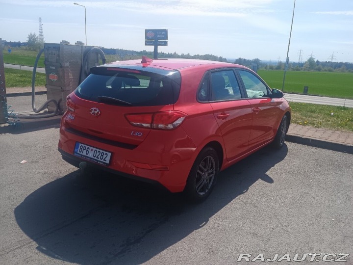 Hyundai i30 1,5   DPI, benzin, servis 2020