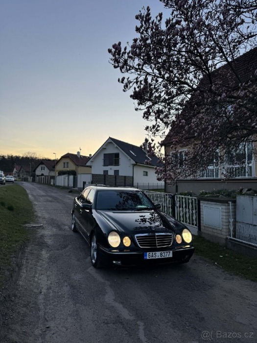 Mercedes-Benz Ostatní modely 3,2   w210 E320