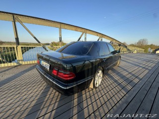 Mercedes-Benz Ostatní modely 3,2   w210 E320 2001