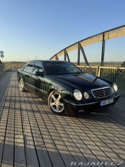 Mercedes-Benz Ostatní modely 3,2   w210 E320 2001