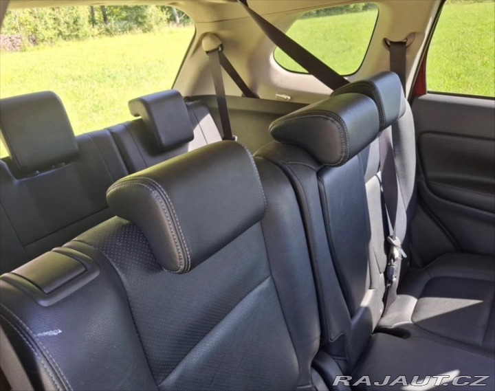 Mitsubishi Outlander 2,2   nízká spotřeba, 4x4 2015