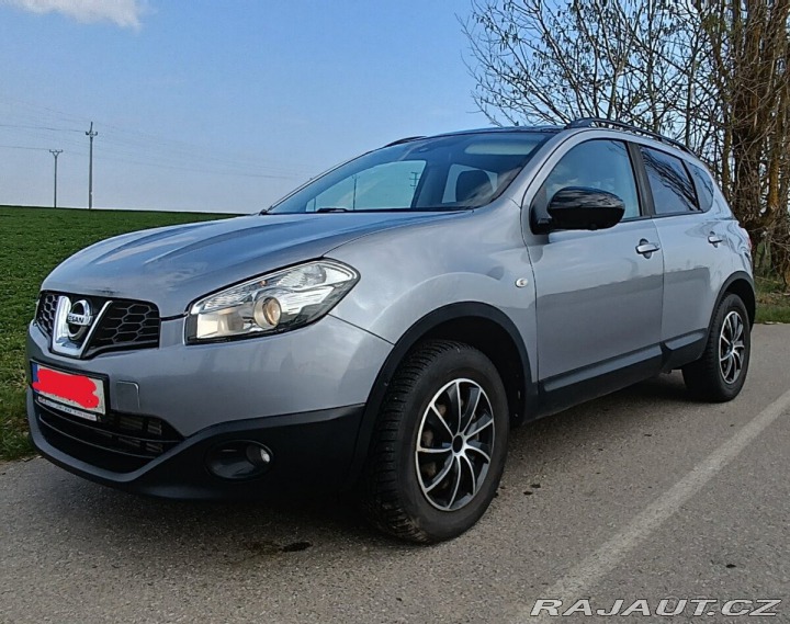 Nissan Qashqai 1,6   dci 96 kW PANORAMA 2013