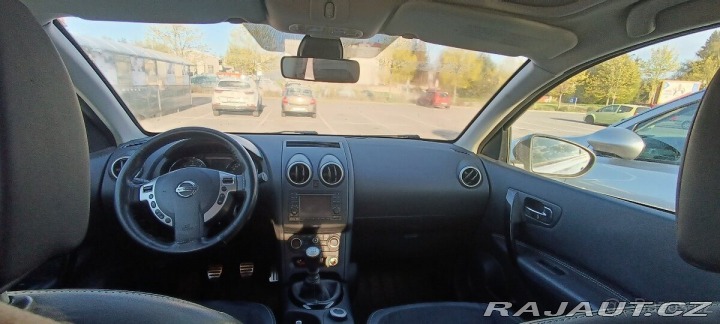 Nissan Qashqai 1,6   dci 96 kW PANORAMA 2013