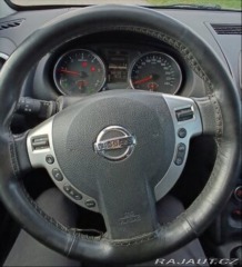 Nissan Qashqai 1,6   dci 96 kW PANORAMA 2013