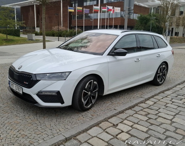 Škoda Octavia RS, 4x4, Matrix, tažné, z 1800