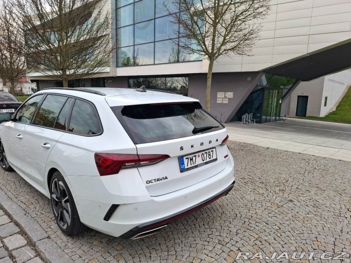 Škoda Octavia RS, 4x4, Matrix, tažné, z 1800