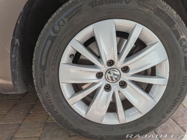 Volkswagen Sharan 2,0   tdi 2012