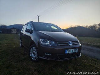 Volkswagen Sharan 2,0   tdi 2012