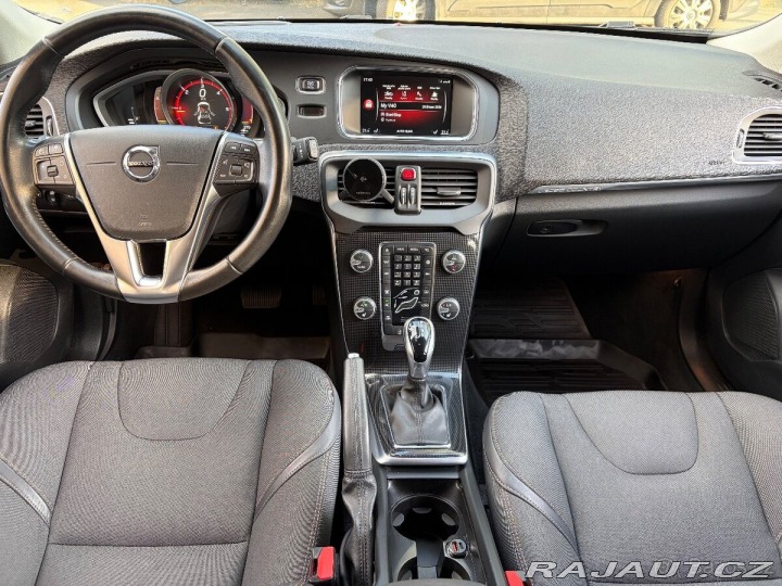 Volvo V40 2,0   D3 110kW AT Nez. To 2016
