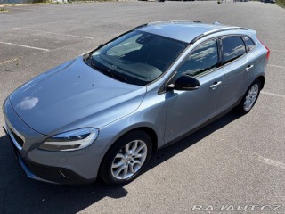 Volvo V40 2,0   D3 110kW AT Nez. To 2016