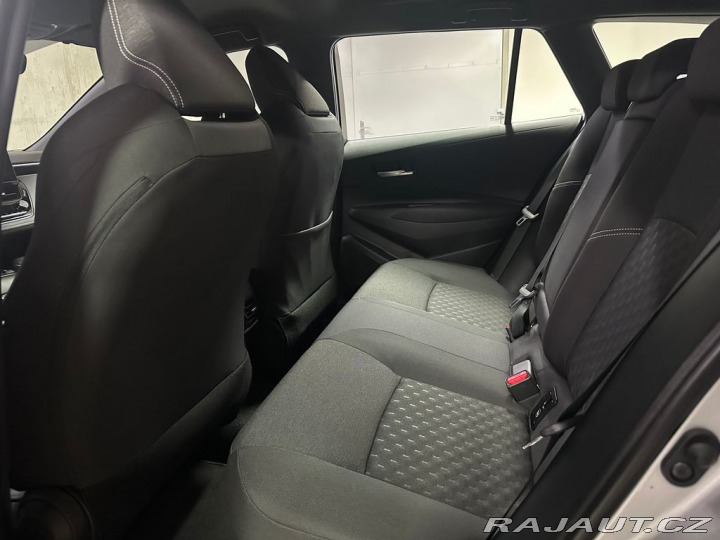 Toyota Corolla 1.8,Hybrid,Crew Cab,L2,Ac 2024