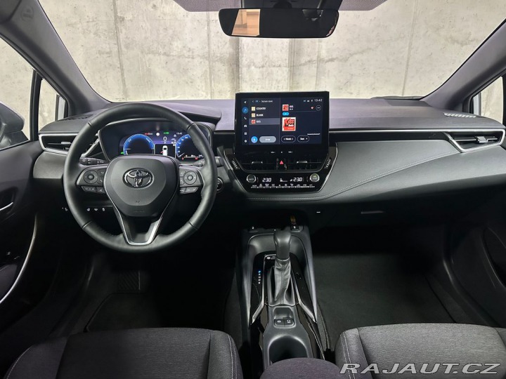 Toyota Corolla 1.8,Hybrid,Crew Cab,L2,Ac 2024